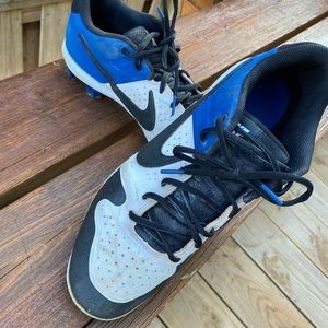 nike molded baseball cleats